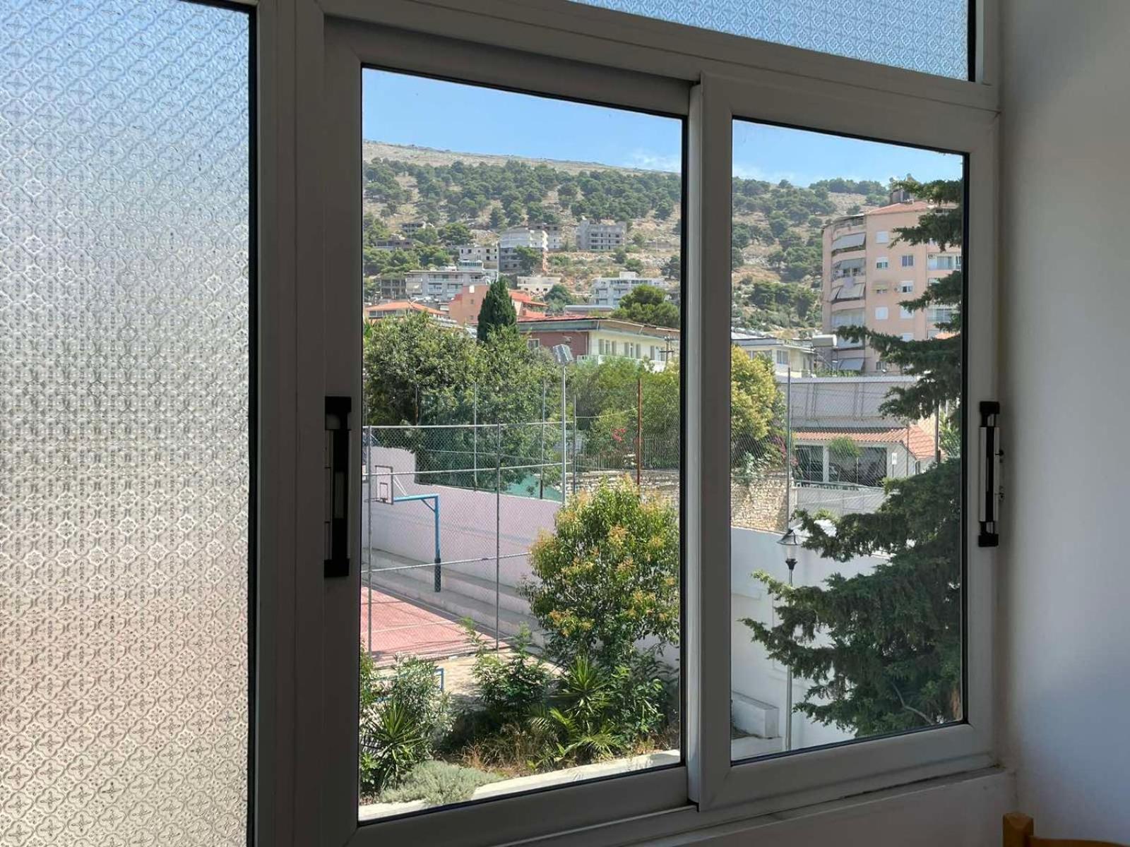 Kristo Apartament, Sarandeアパートメント エクステリア 写真