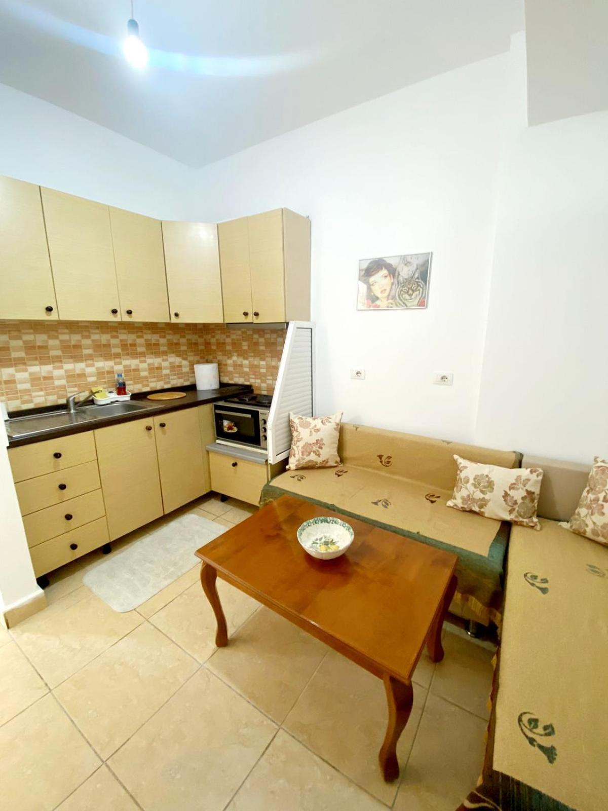 Kristo Apartament, Sarandeアパートメント 部屋 写真